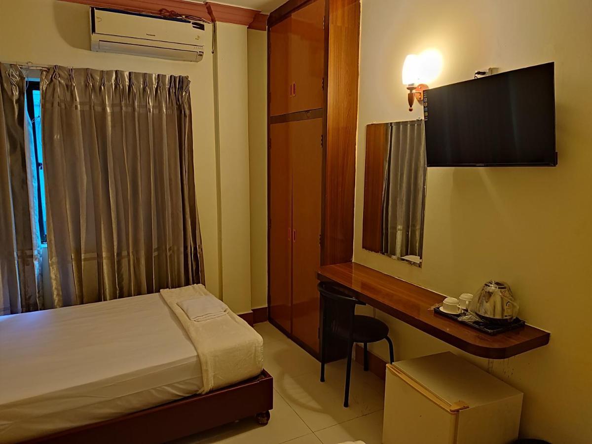 Galaxy Rs Hotel Phnom Penh Exterior foto
