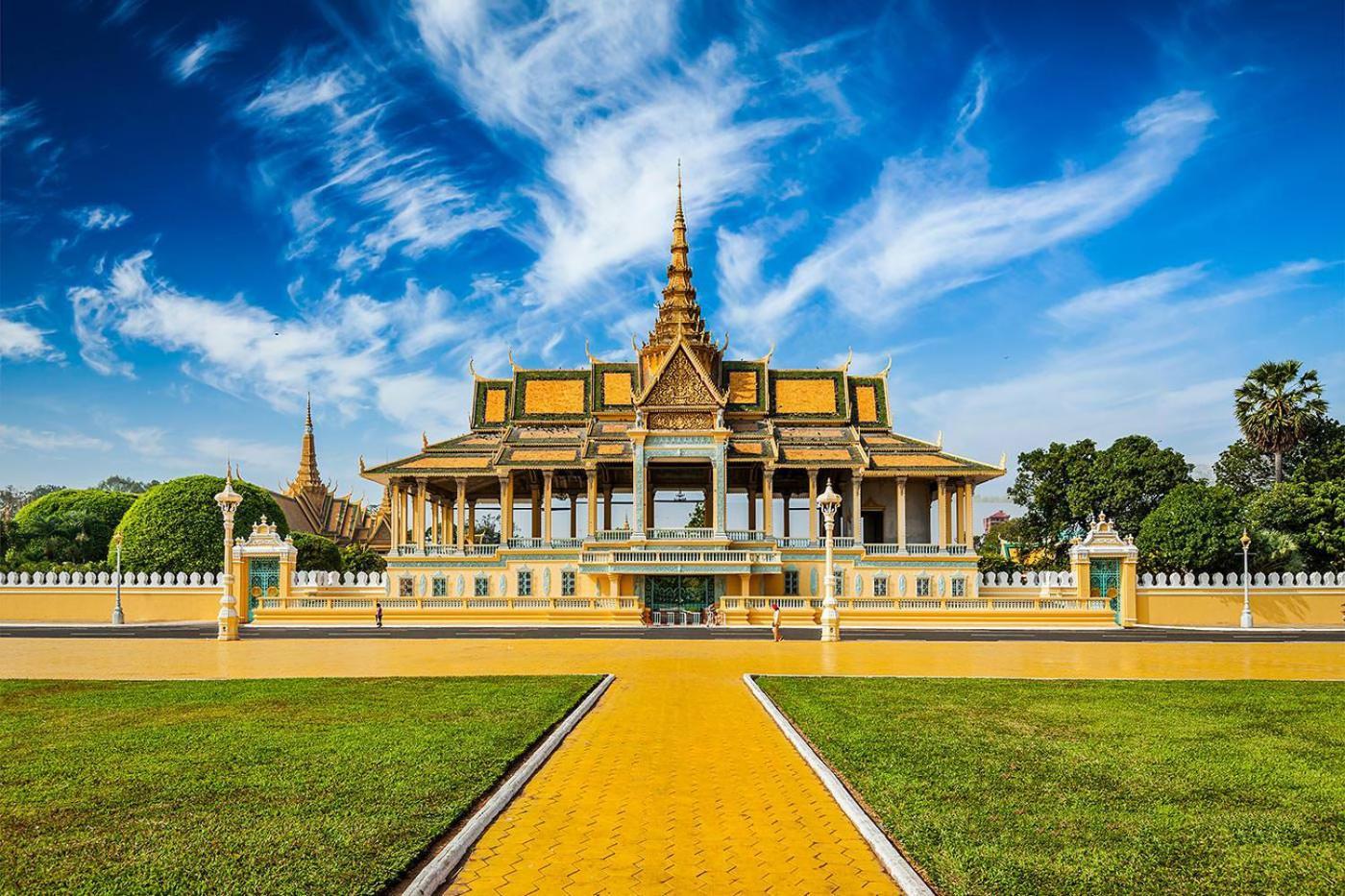 Galaxy Rs Hotel Phnom Penh Exterior foto