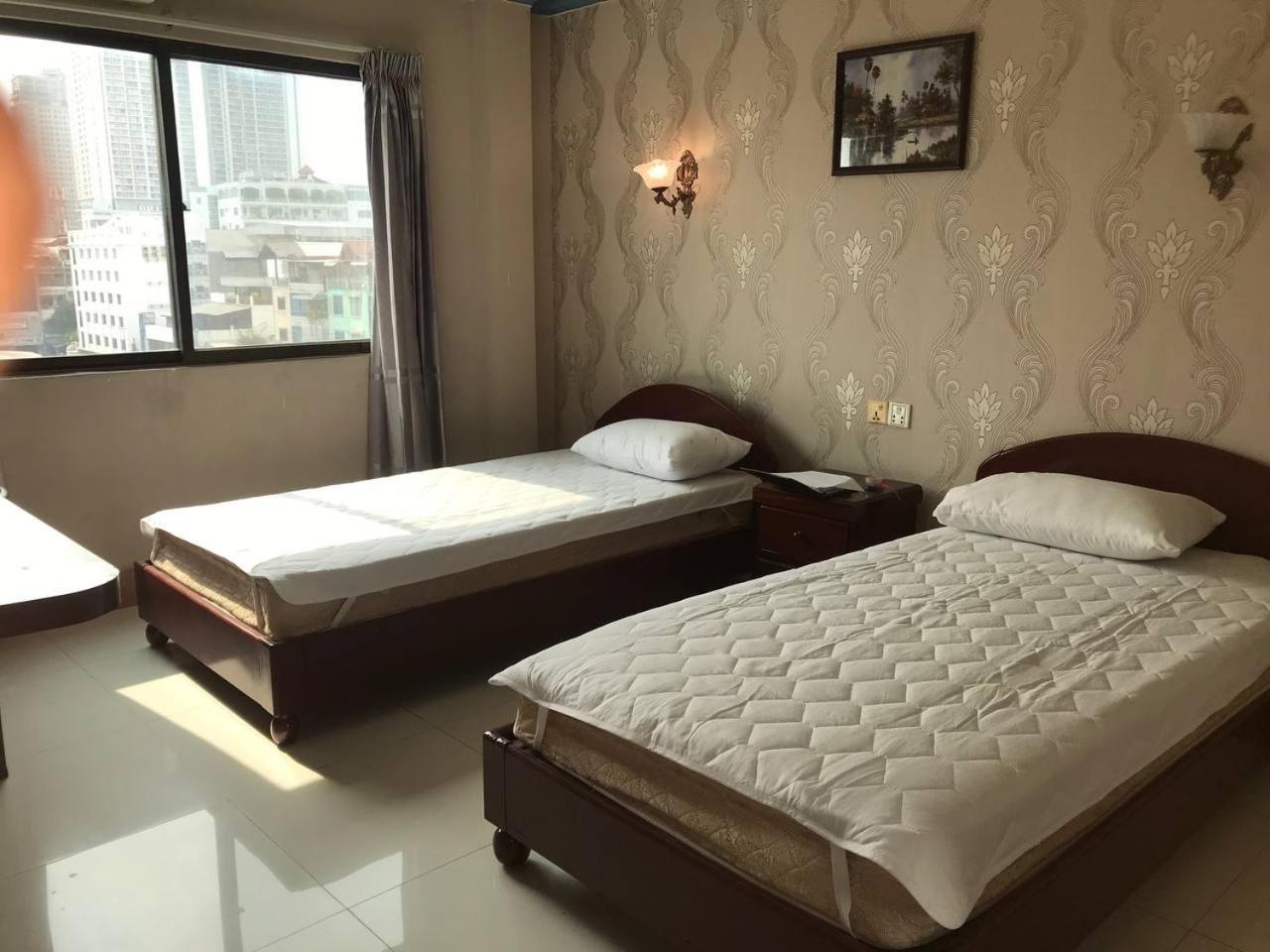 Galaxy Rs Hotel Phnom Penh Exterior foto